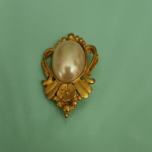 Ornate Gold Pearl Brooch with Baroque Scrollwork